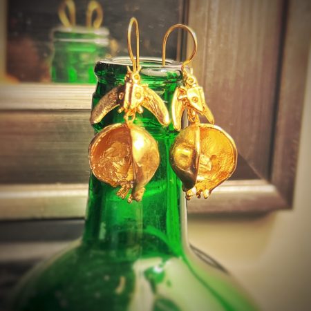 Anaar Earrings (Gold)